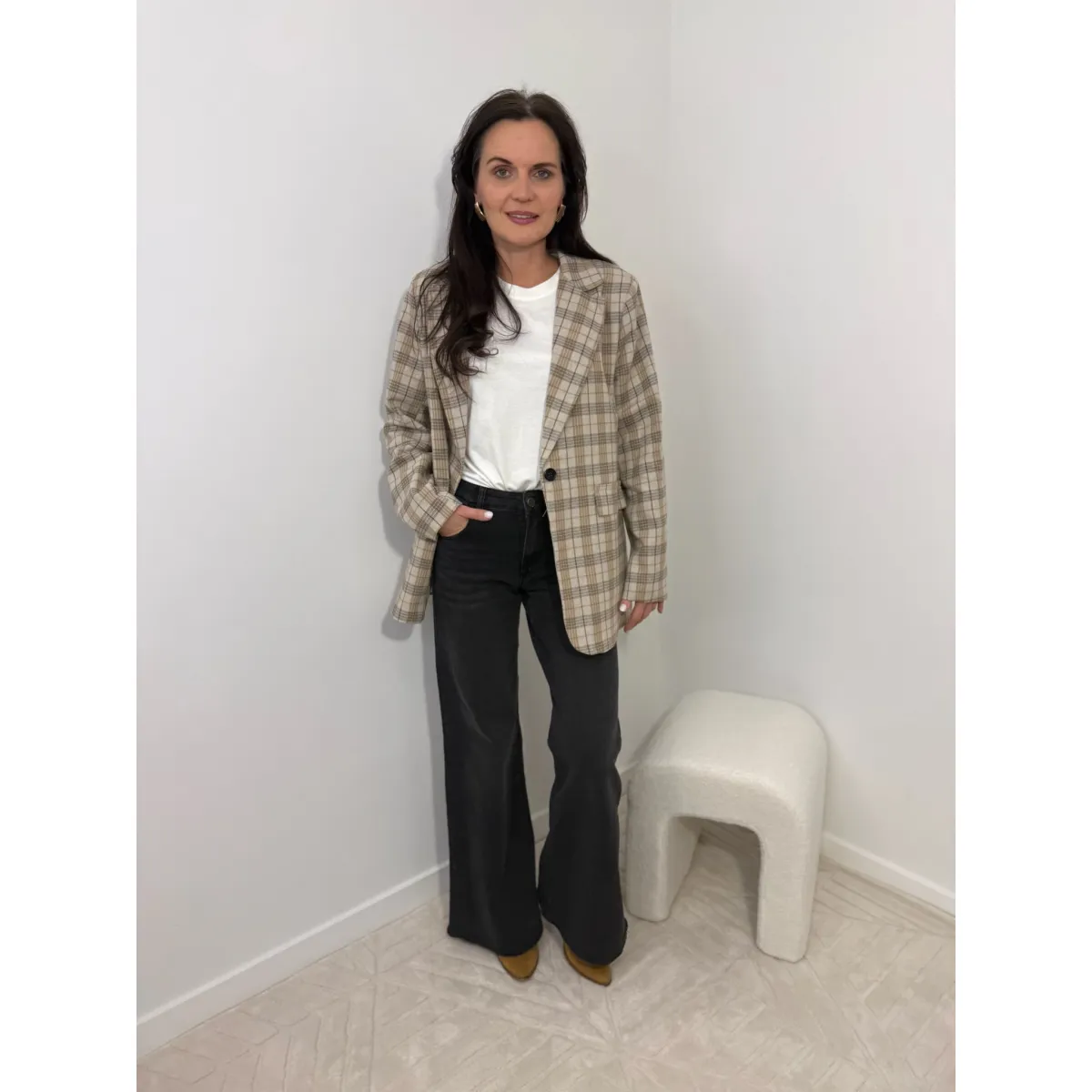 Bawełniana marynarka HALSZKA w odcieniu beżu w kratę