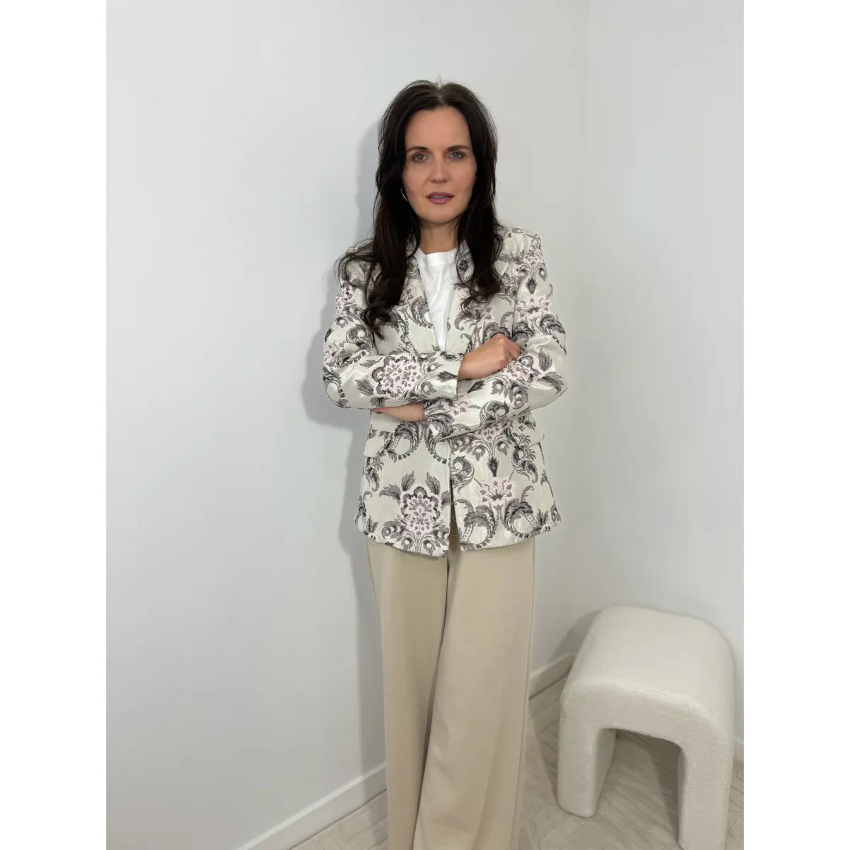 Bawełniana marynarka BERENIKE w odcieniu perłowy puder S