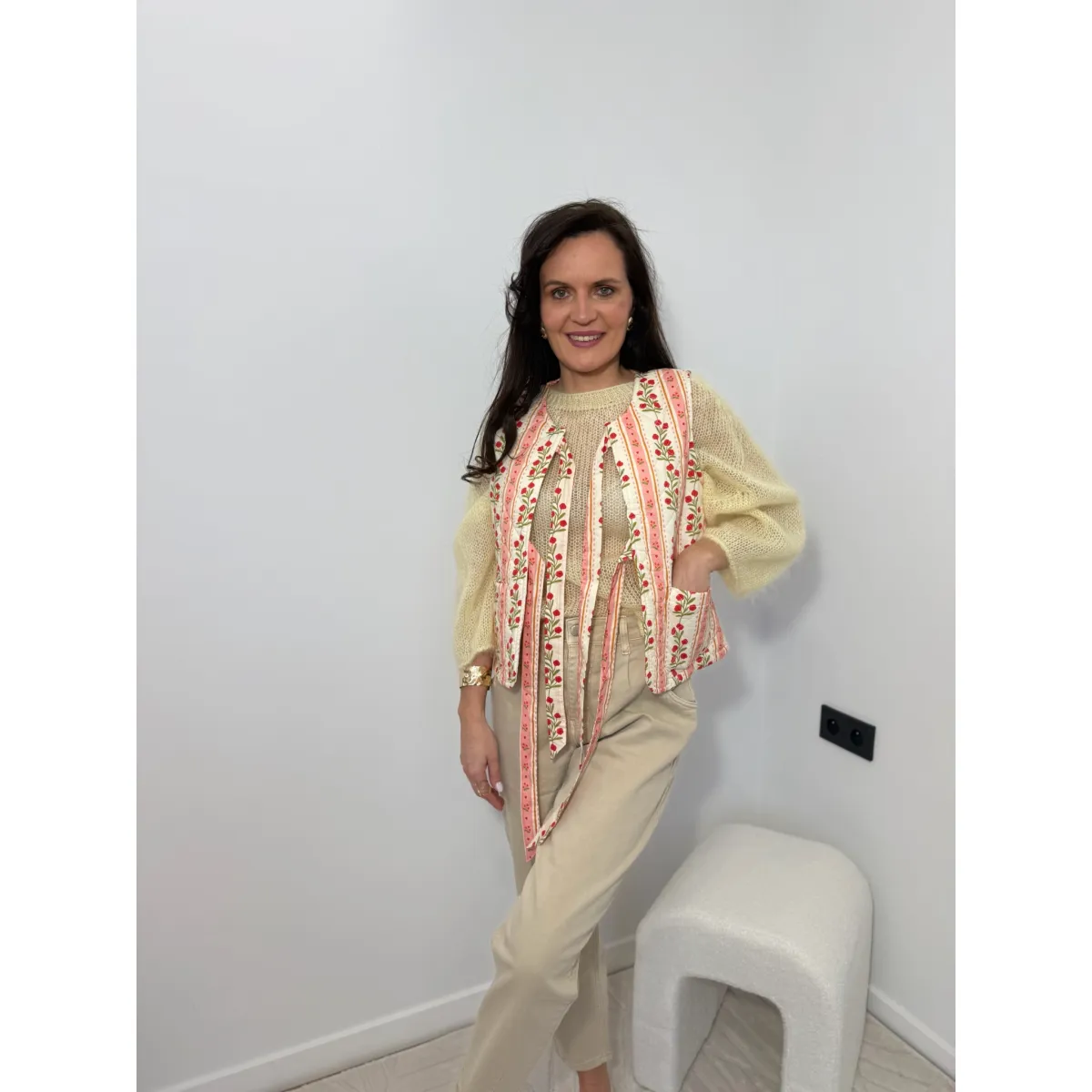 Bawełniana kamizelka LOTOSS w odcieniu ecru w aplikacje rozmiar M/L