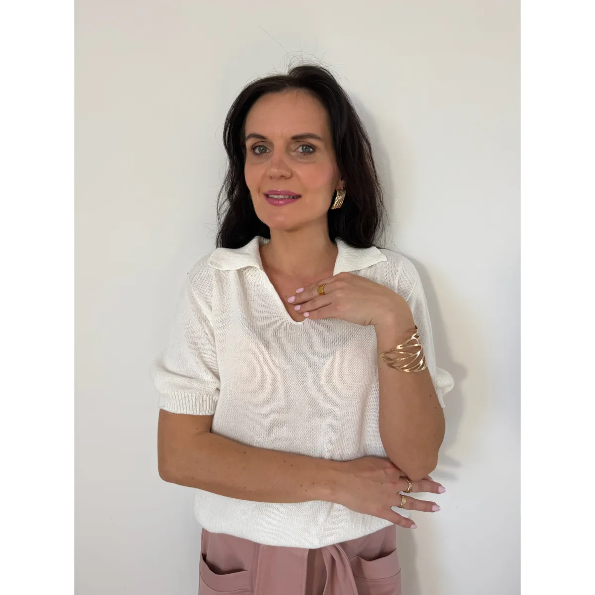 Bawełniany sweter polo SARA W odcieniu śmietankowym