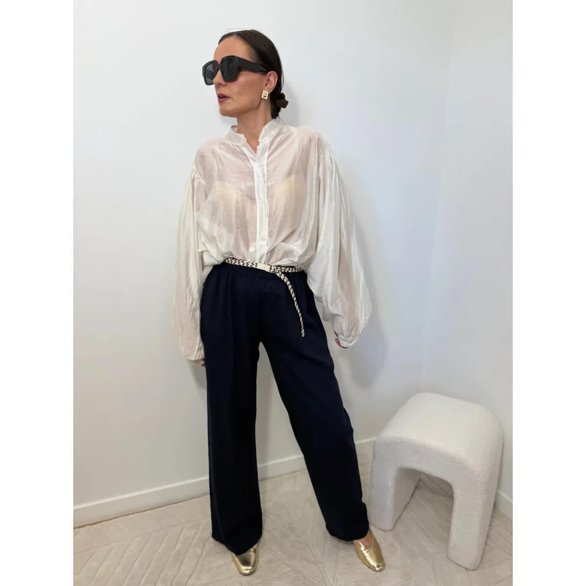 Wiskozowe spodnie EDVIGE w kolorze granatowym