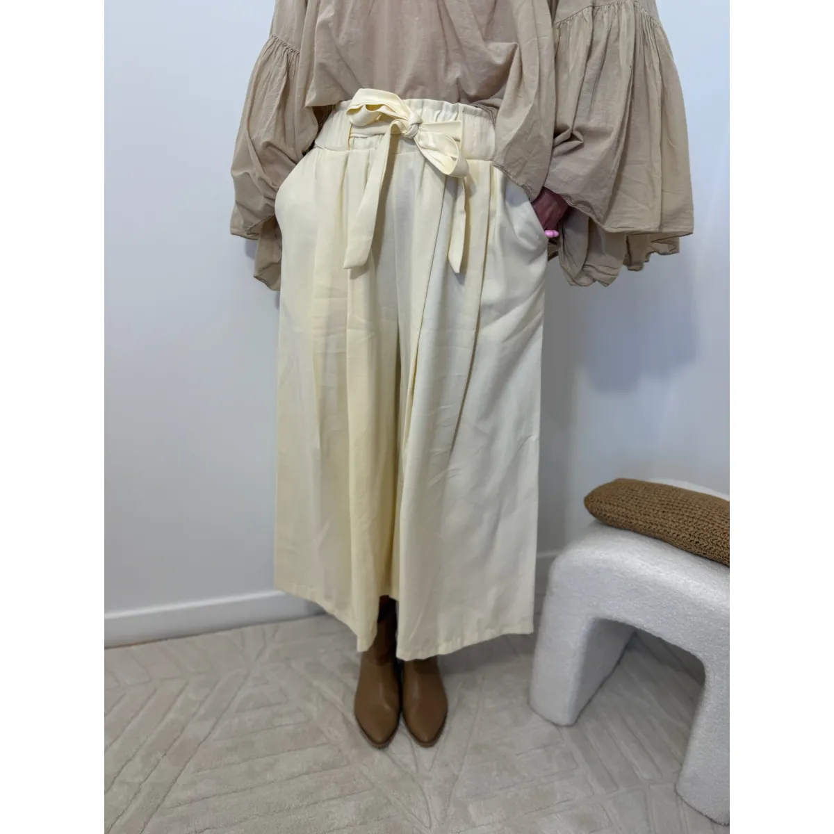 Wiskozowe spodnie KULOTY w odcieniu wanilii