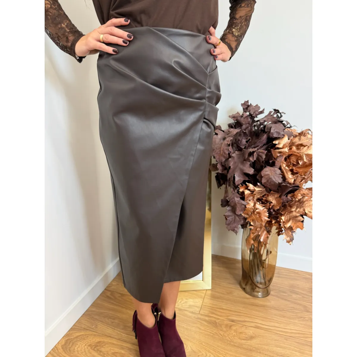 Spódnica z imitacji skóry VERA  w kolorze czekoladowym