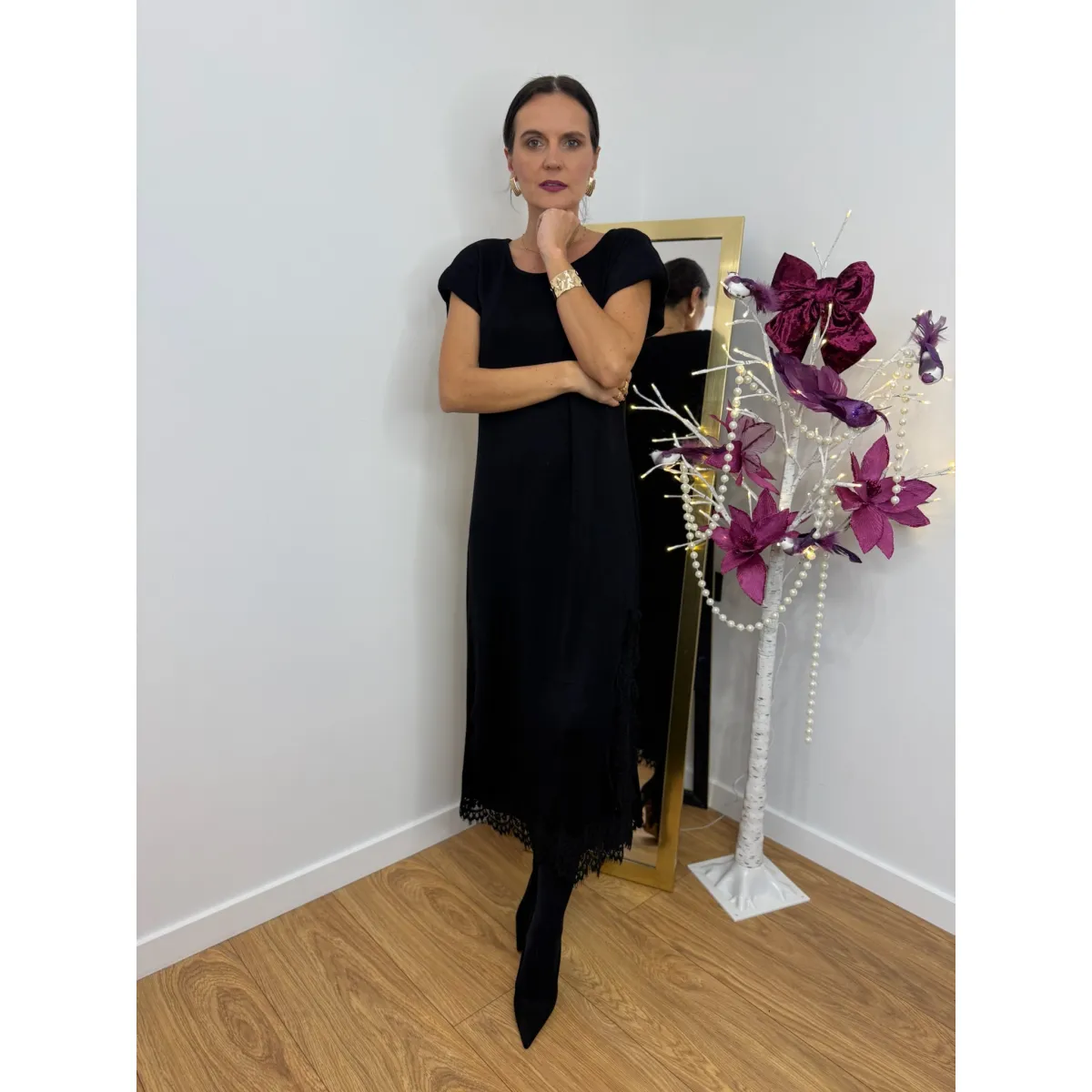 Dzianinowa sukienka DELFINA w kolorze czerń maxi