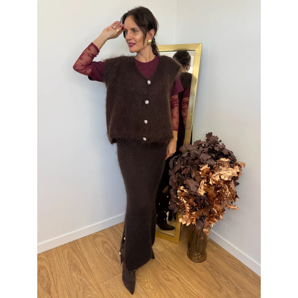 Moherowa kamizelka MILAS w odcieniu czekoladowym