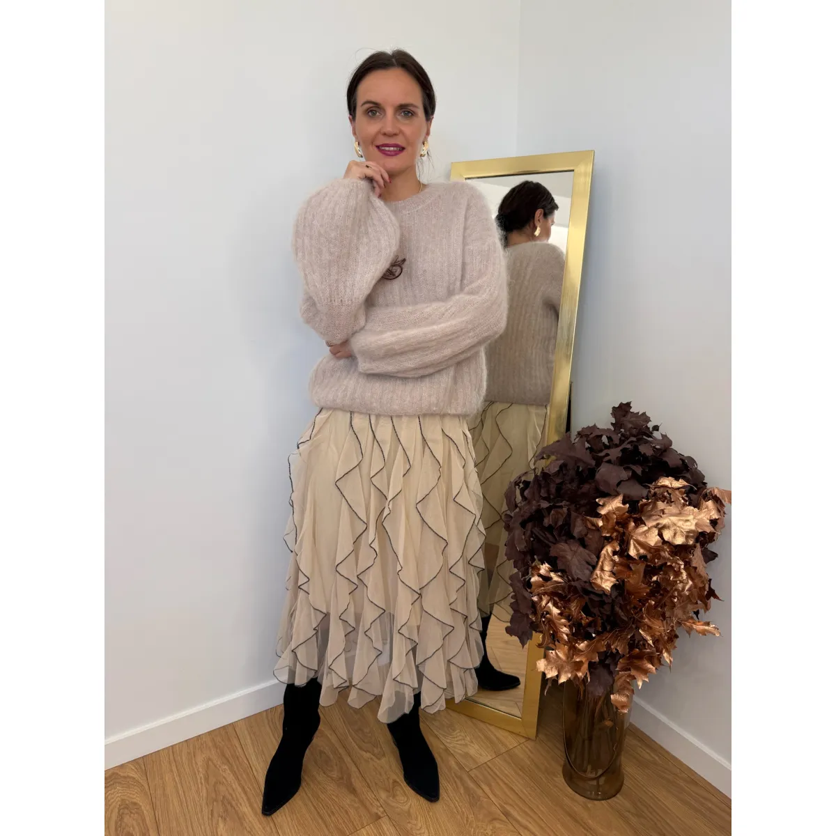 Tiulowa spódnica LESSI w odcieniu beżu