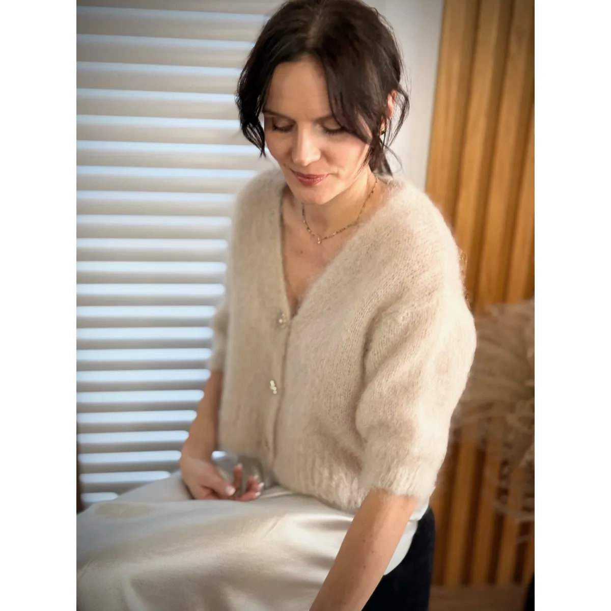 Moherowy  Sweter  Nocturne w kolorze kremowe latte