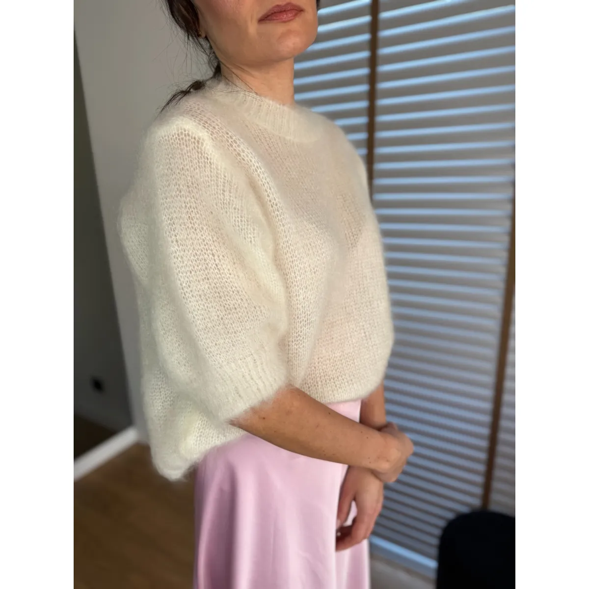 Moherowy Sweter Mistral w odcieniu mlecznym