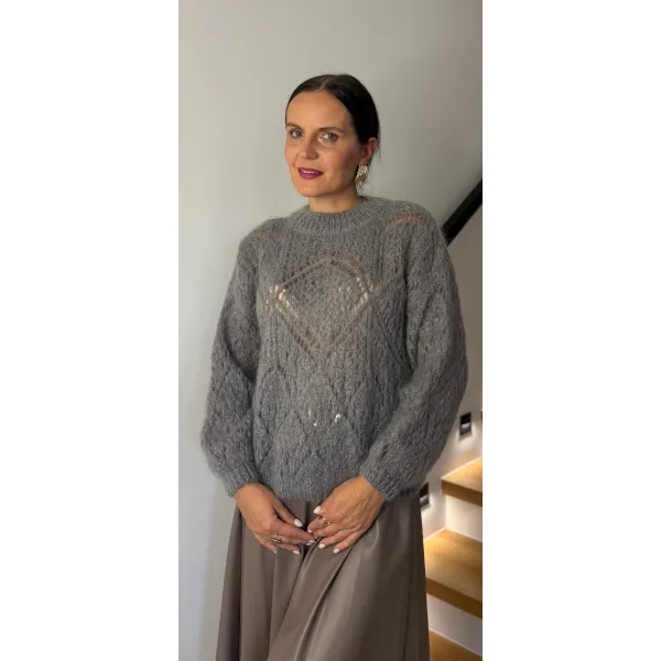 Moherowy sweter RITTA w odcieniu gołębim