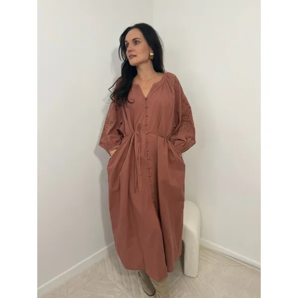 Bawełniana sukienka RICAMO w kolorze PEPPEROSA