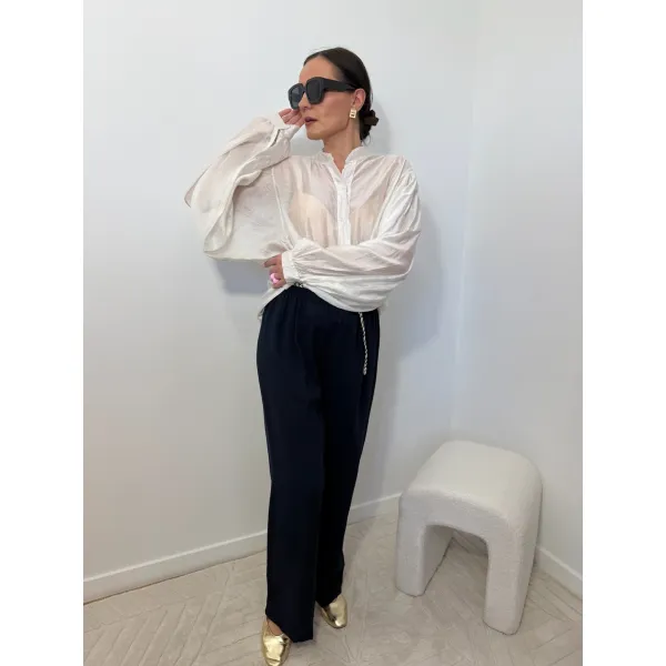 Wiskozowe spodnie EDVIGE w kolorze granatowym