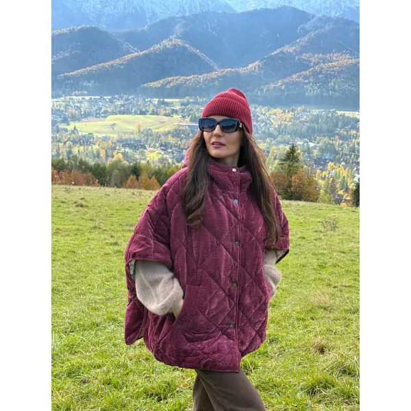 Pikowana peleryna PUNTI w kolorze burgund